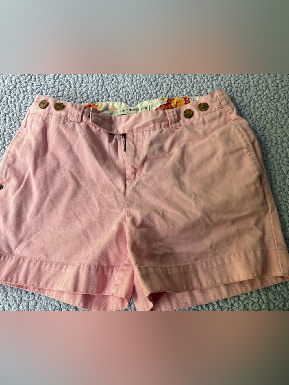 Tommy Hilfiger Light Pink Shorts with Floral Print Lining
